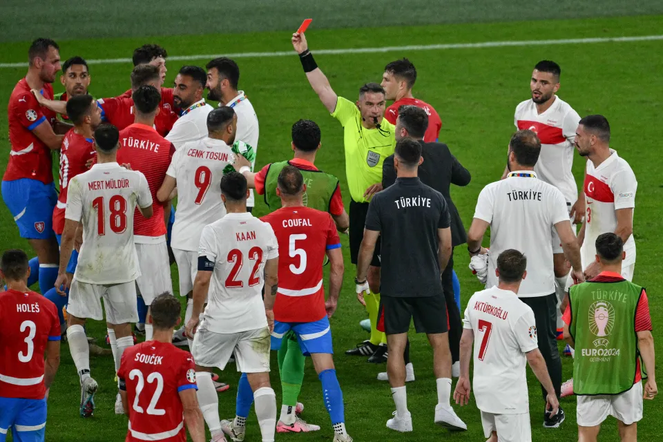 ჰამბურგში ჩვენი ჯგუფის წევრებმა ერთმანეთი დახოცეს